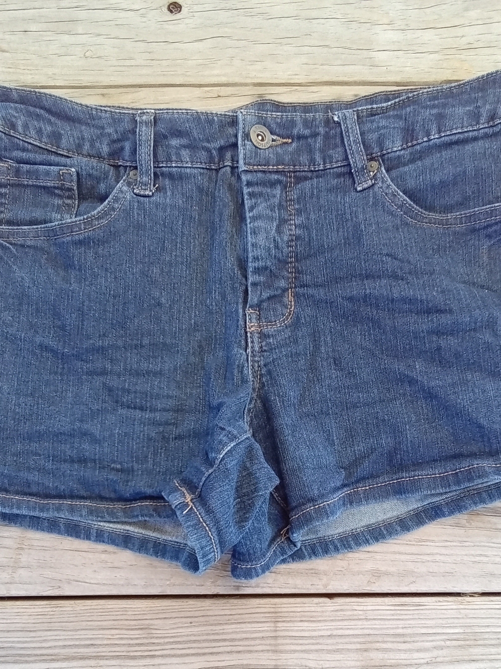 Jessica Simpson Blue Denim Jean Shorts Size 8/29 Low Mid Rise Casual Cute